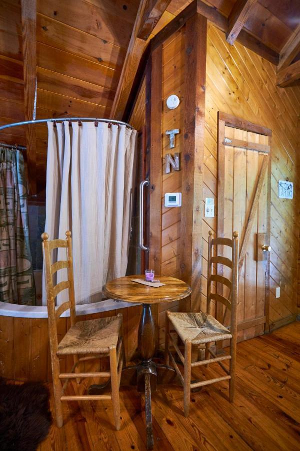 Gatlinburg Area Hottub Cabin - Ladyslipper Sevierville Dış mekan fotoğraf